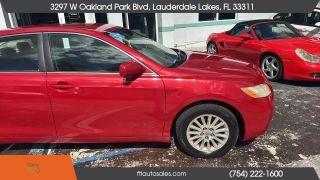 Toyota Camry - Thumbnail 20