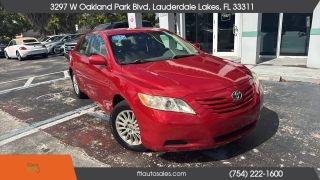 Toyota Camry - Thumbnail 8