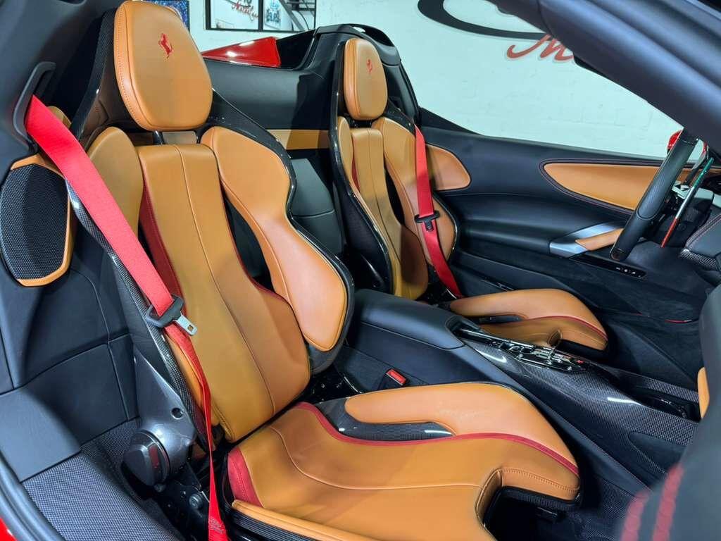 Ferrari SF90 Spider - Thumbnail 19