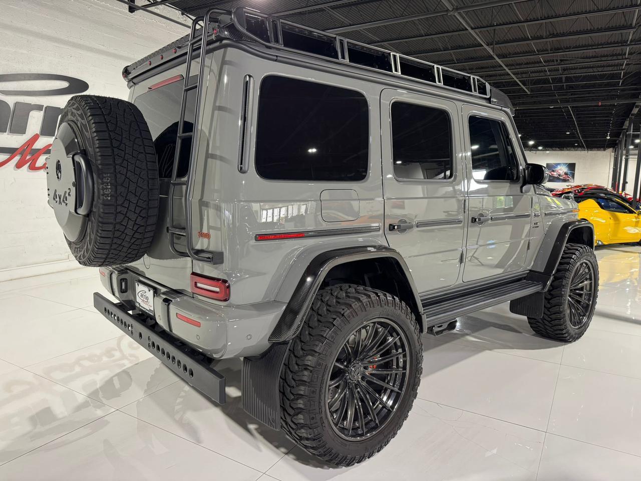Mercedes-Benz G-Class - Thumbnail 7