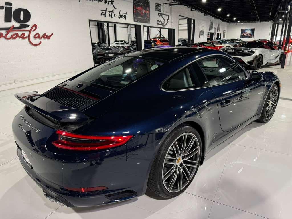 Porsche 911 - Thumbnail 7