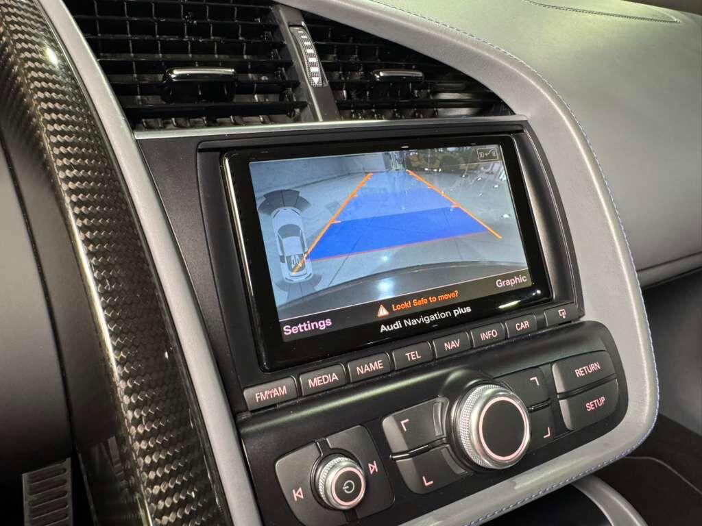 Audi R8 - Thumbnail 19