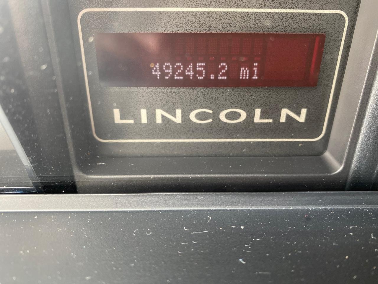 Lincoln Navigator - Thumbnail 19