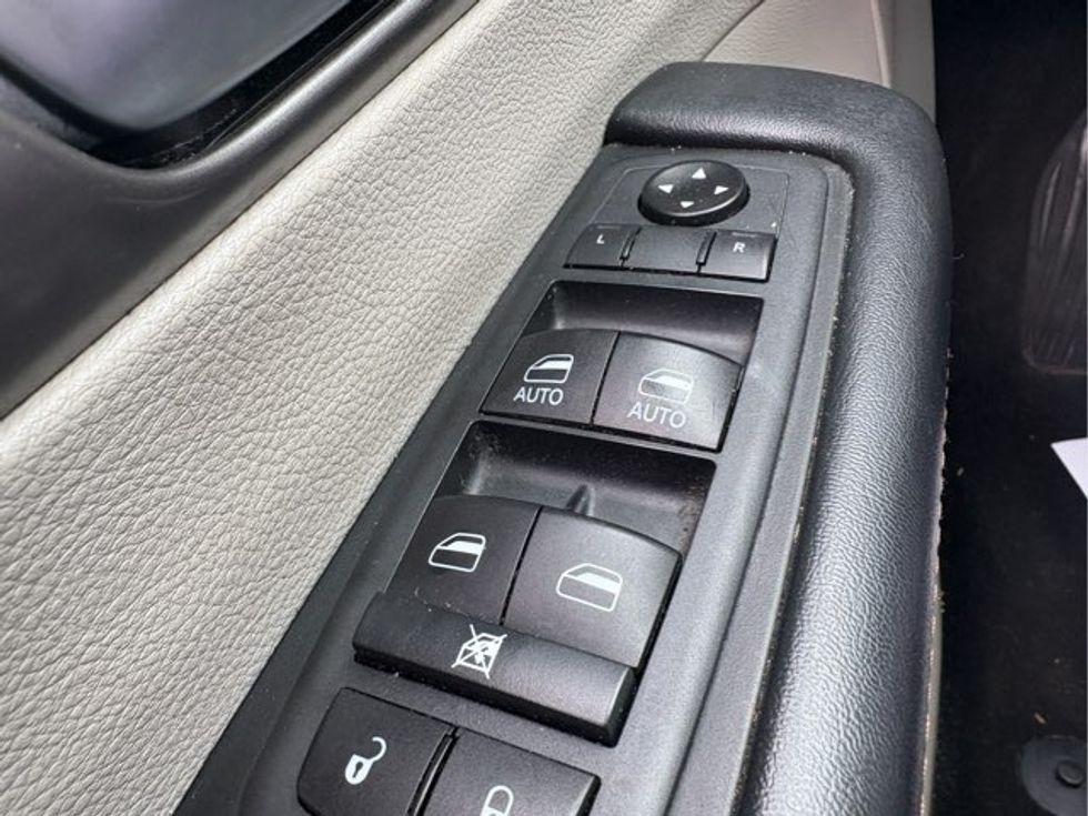 Chrysler Pacifica Touring L | Miami, Fl | Ocean Auto Sales - Thumbnail 2