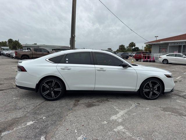 Honda Accord Hybrid Sport In Hollywood Fl | 1Hgcy2F51Ra027513 | Toyota Of Hollywood'S Amazinn Used Cars - Thumbnail 2