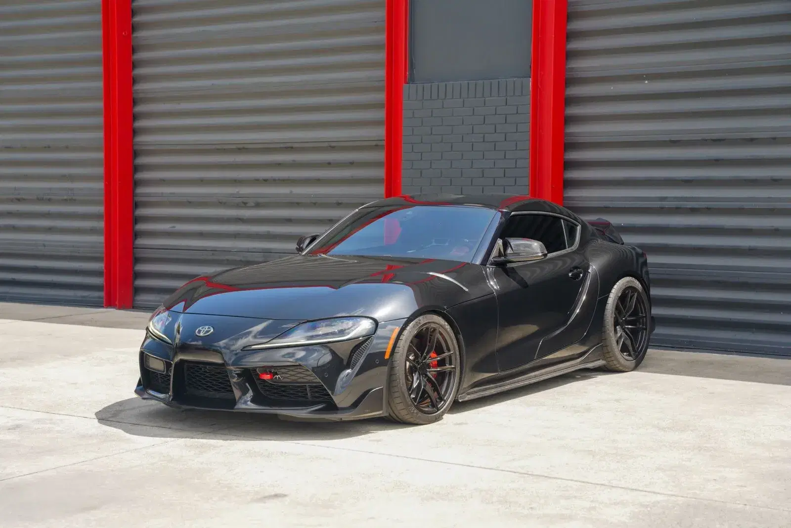 Toyota Supra 3.0 - View 1