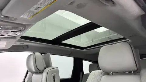 Jeep Grand Cherokee Summit - Thumbnail 6