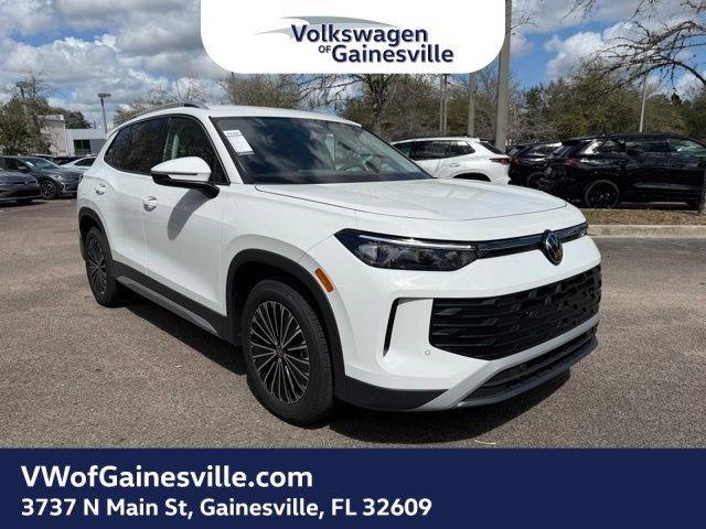 Volkswagen Tiguan S Fwd Sport Utility - View 1