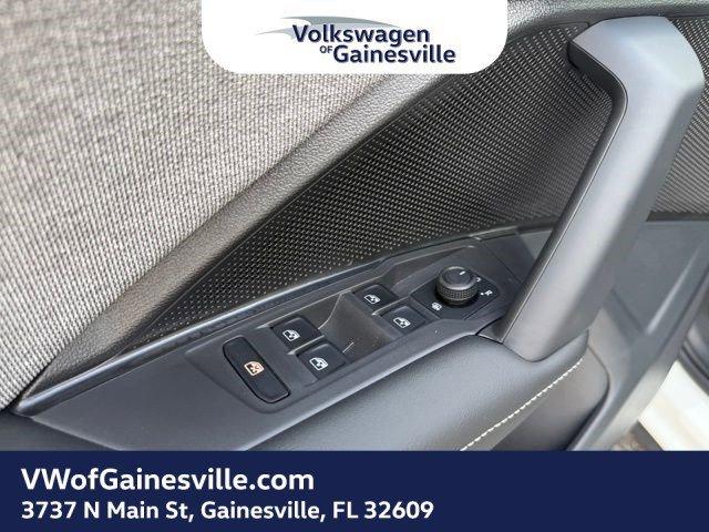 Volkswagen Tiguan S Fwd Sport Utility - Thumbnail 14