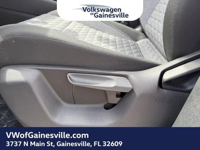 Volkswagen Tiguan S Fwd Sport Utility - Thumbnail 15