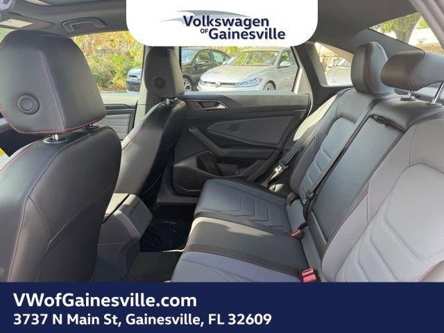 Volkswagen Jetta Gli Autobahn Fwd 4Dr Car - Thumbnail 8