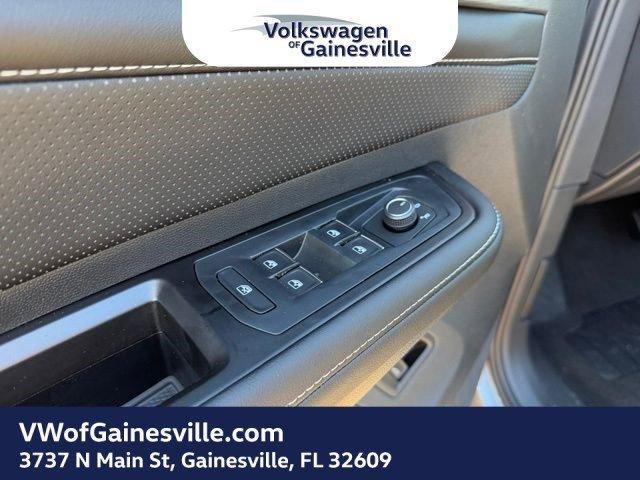 Volkswagen Atlas Cross Sport 2.0T Se W/Technology Fwd Sport Utility - Thumbnail 14