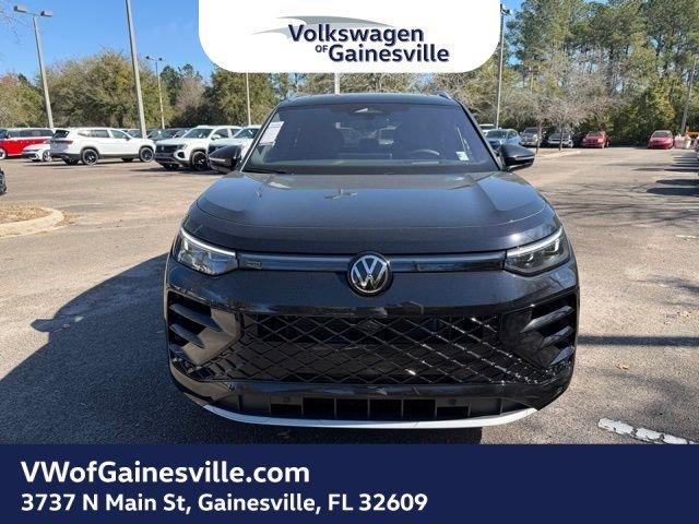 Volkswagen Tiguan Sel R-Line Turbo With Navigation & Awd - Thumbnail 3