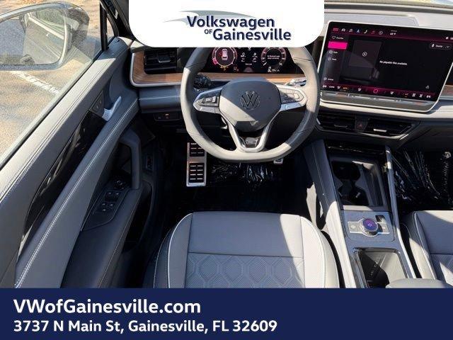 Volkswagen Tiguan Sel R-Line Turbo With Navigation & Awd - Thumbnail 12