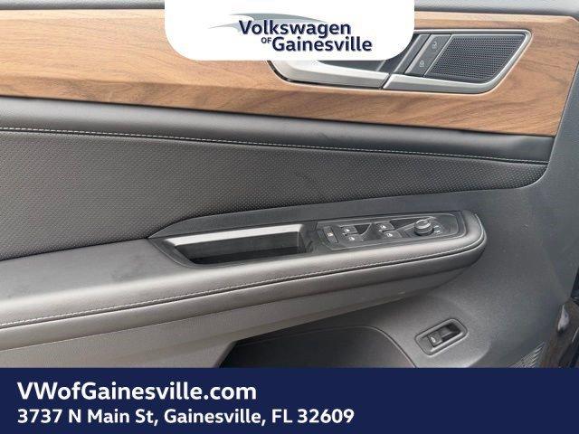 Volkswagen Atlas 2.0T Se W/Technology Fwd Sport Utility - Thumbnail 13