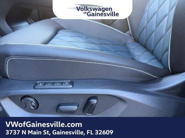 Volkswagen Atlas Cross Sport 2.0T Sel Premium R-Line With Navigation & Awd - Thumbnail 14