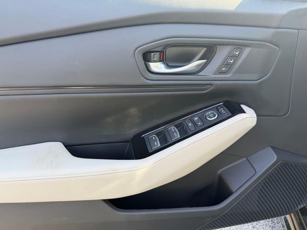 Honda Accord Hybrid Touring - Thumbnail 12