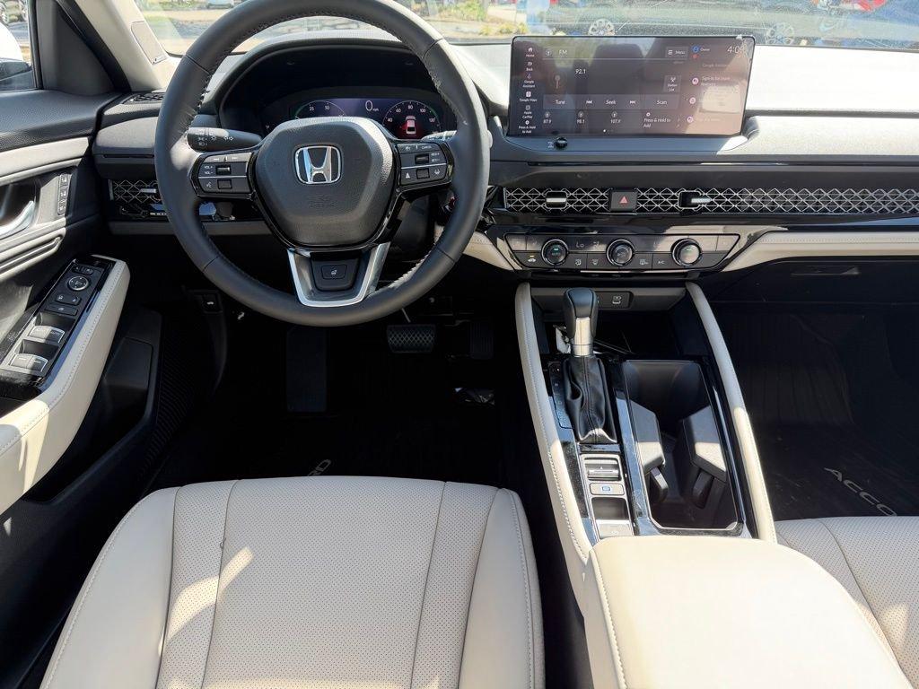Honda Accord Hybrid Touring - Thumbnail 10