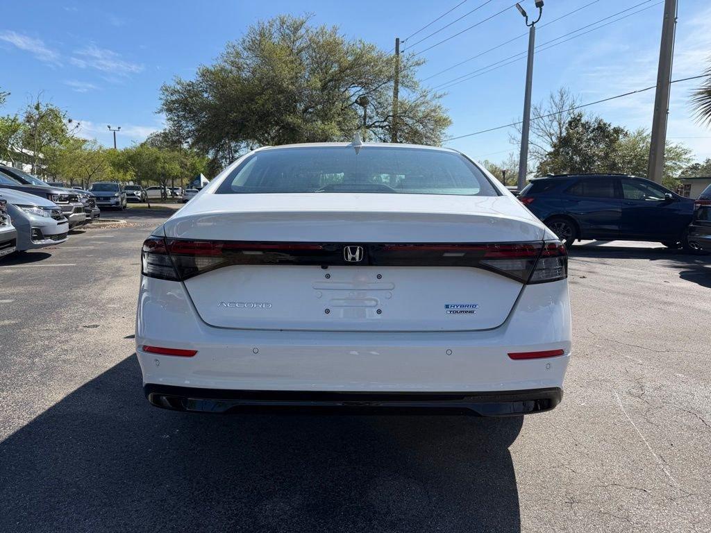 Honda Accord Hybrid Touring - Thumbnail 6