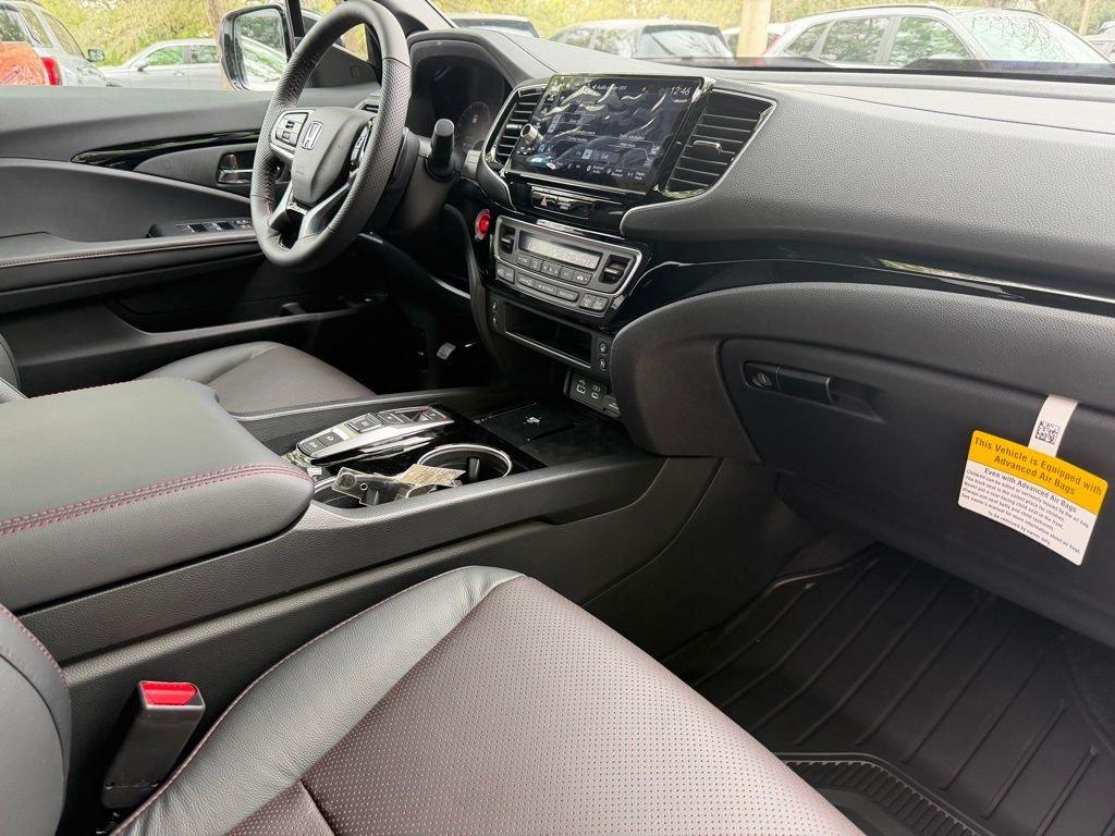 Honda Ridgeline Black Edition - Thumbnail 10