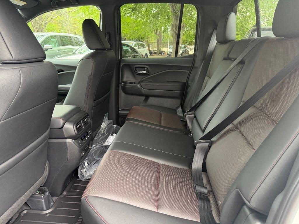 Honda Ridgeline Black Edition - Thumbnail 11