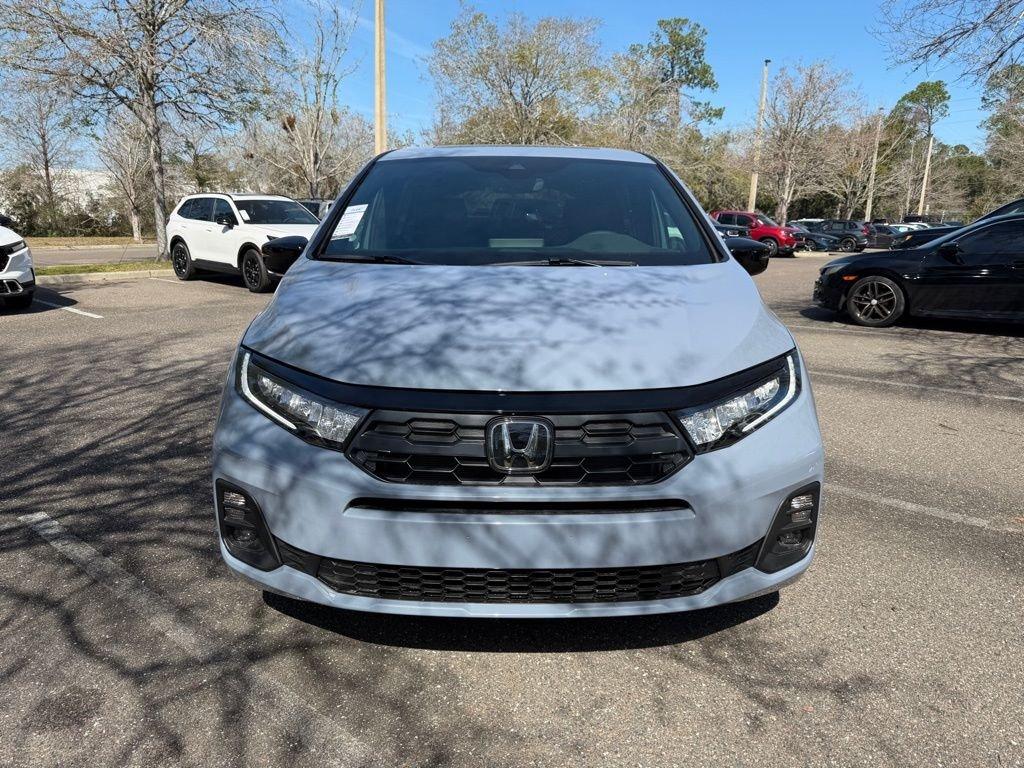 Honda Odyssey Sport-L - Thumbnail 4