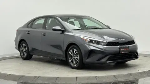 Kia Forte Lxs - Thumbnail 4
