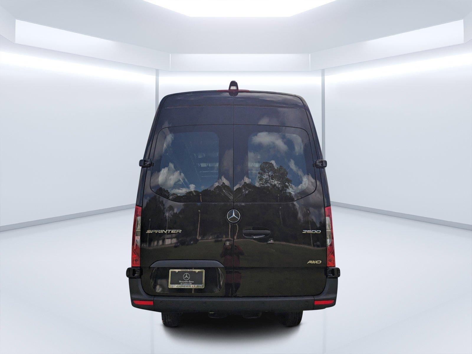 Mercedes-Benz Sprinter Cargo Van Van 170 Wb Awd - Thumbnail 5