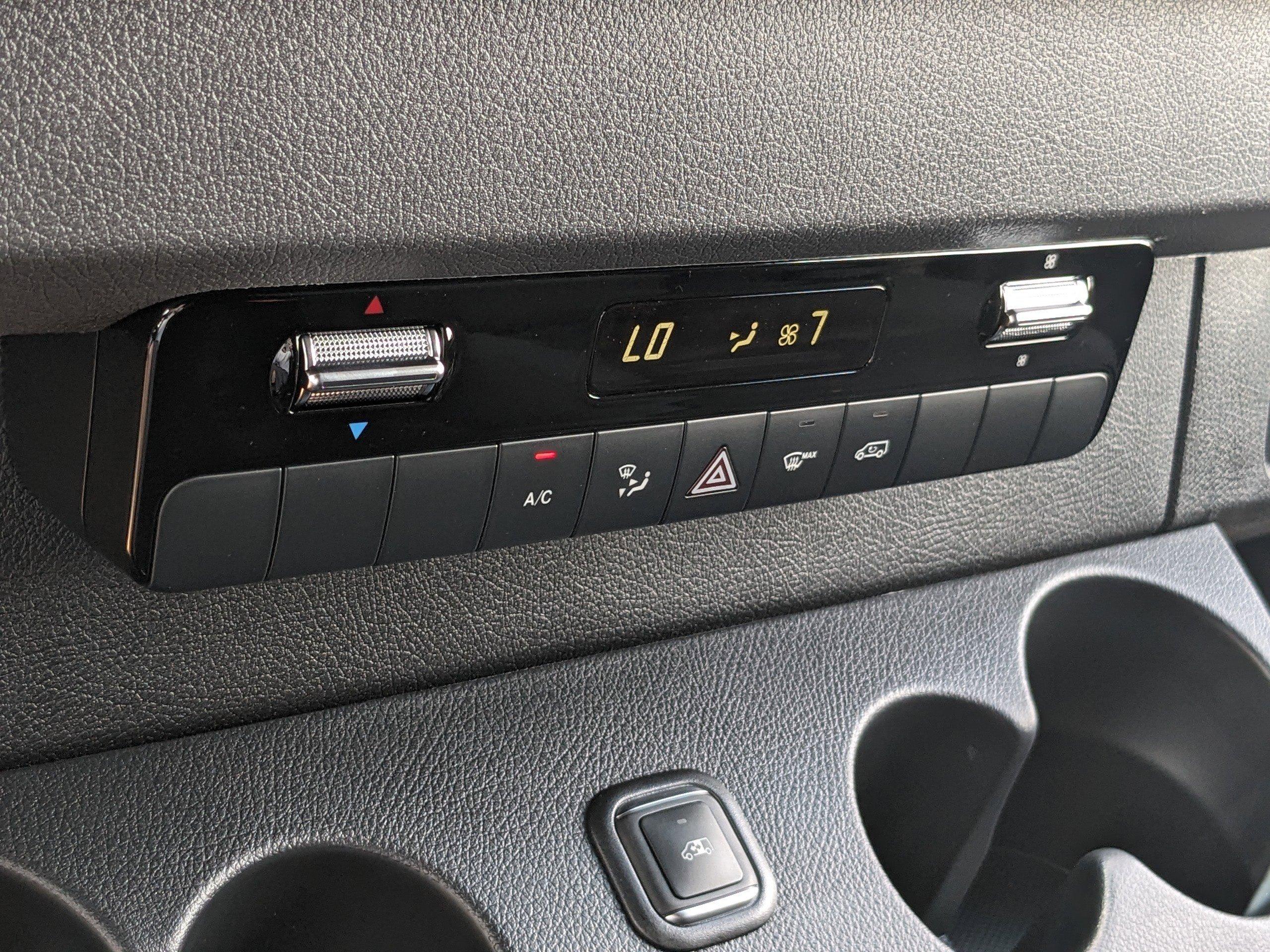 Mercedes-Benz Sprinter Cargo Van Van 144 Wb Awd - Thumbnail 18