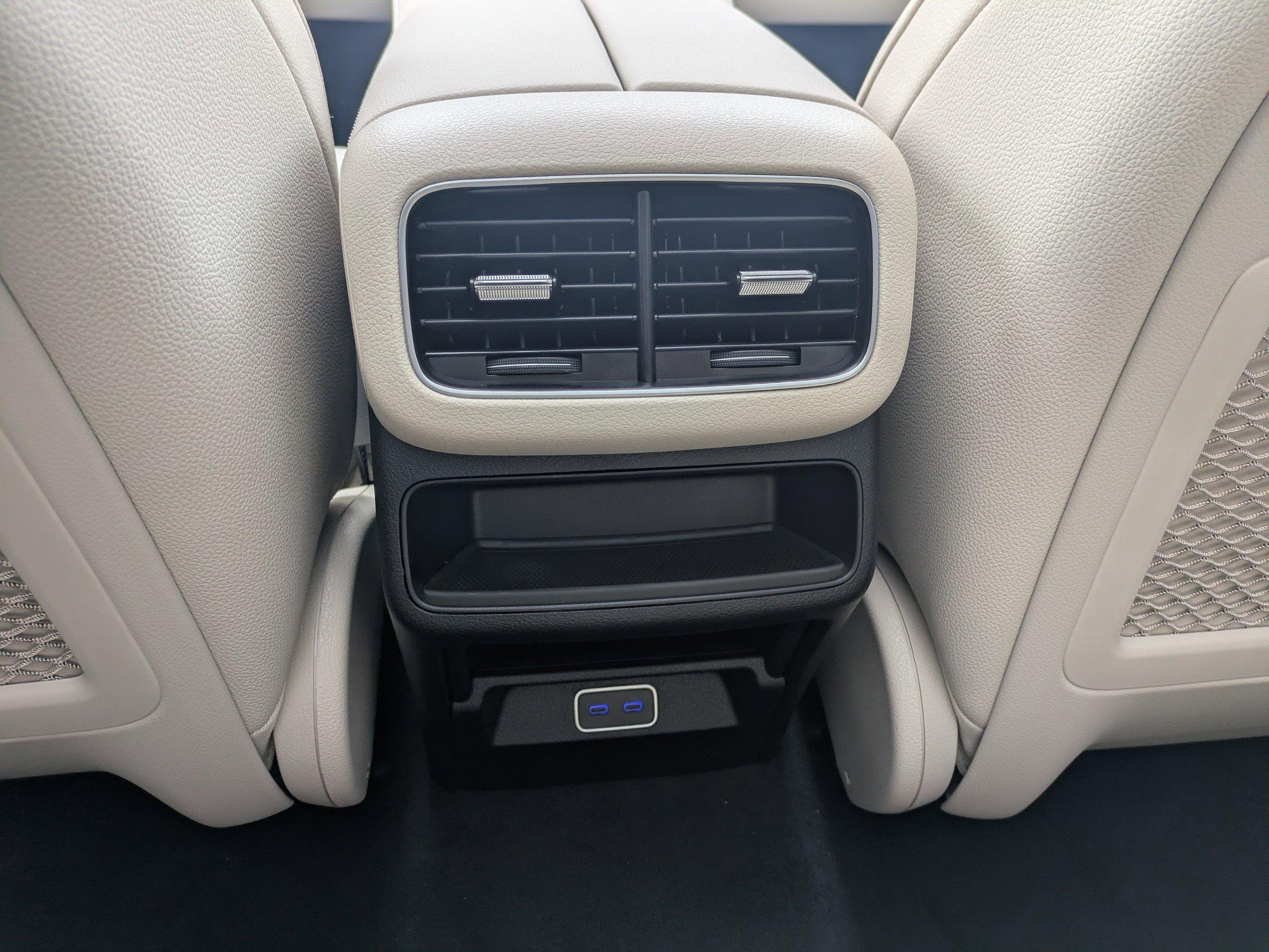 Mercedes-Benz Gle Suv 450 With Navigation & Awd - Thumbnail 16