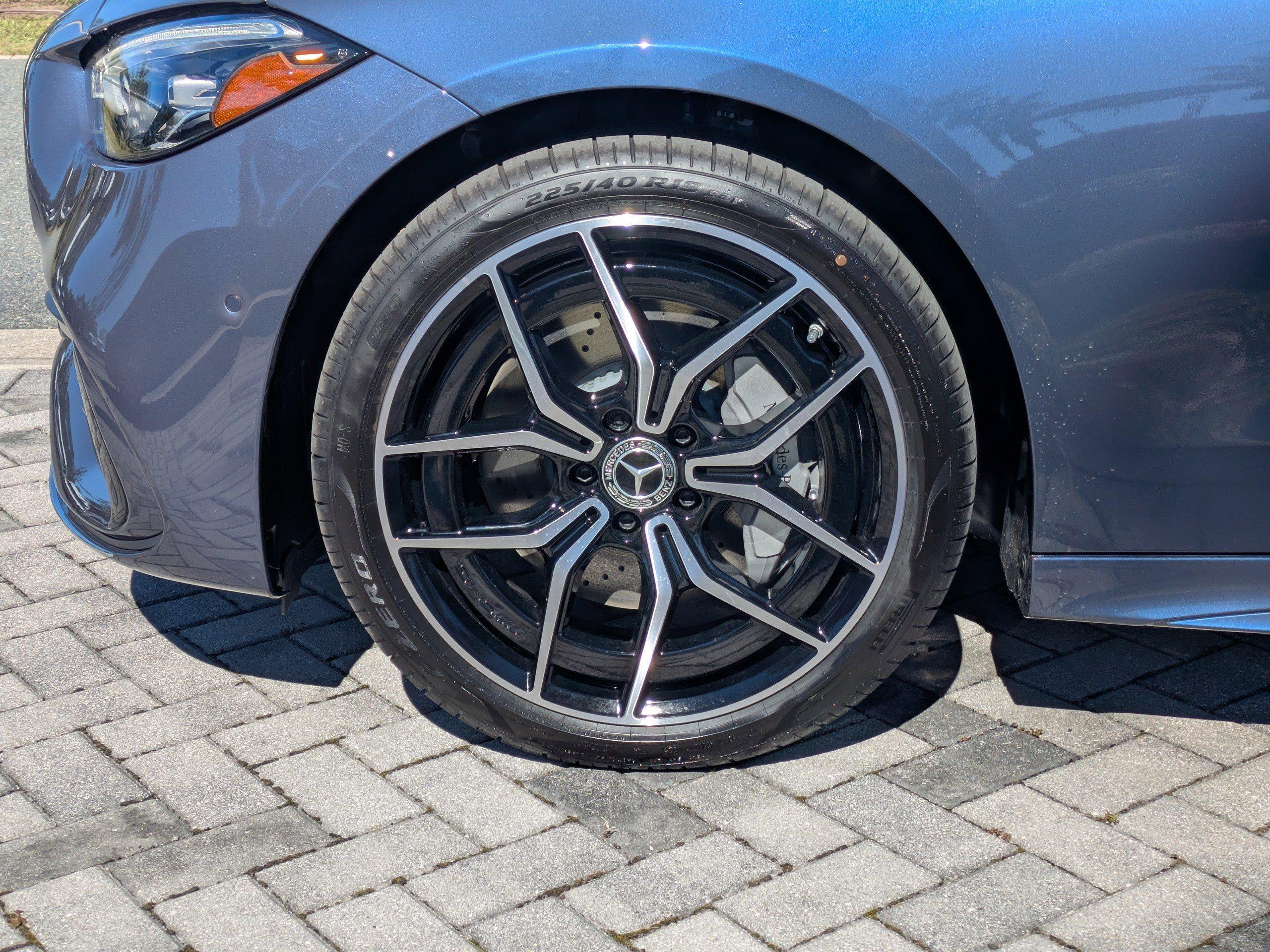 Mercedes-Benz C 300 Rwd Sedan - Thumbnail 4