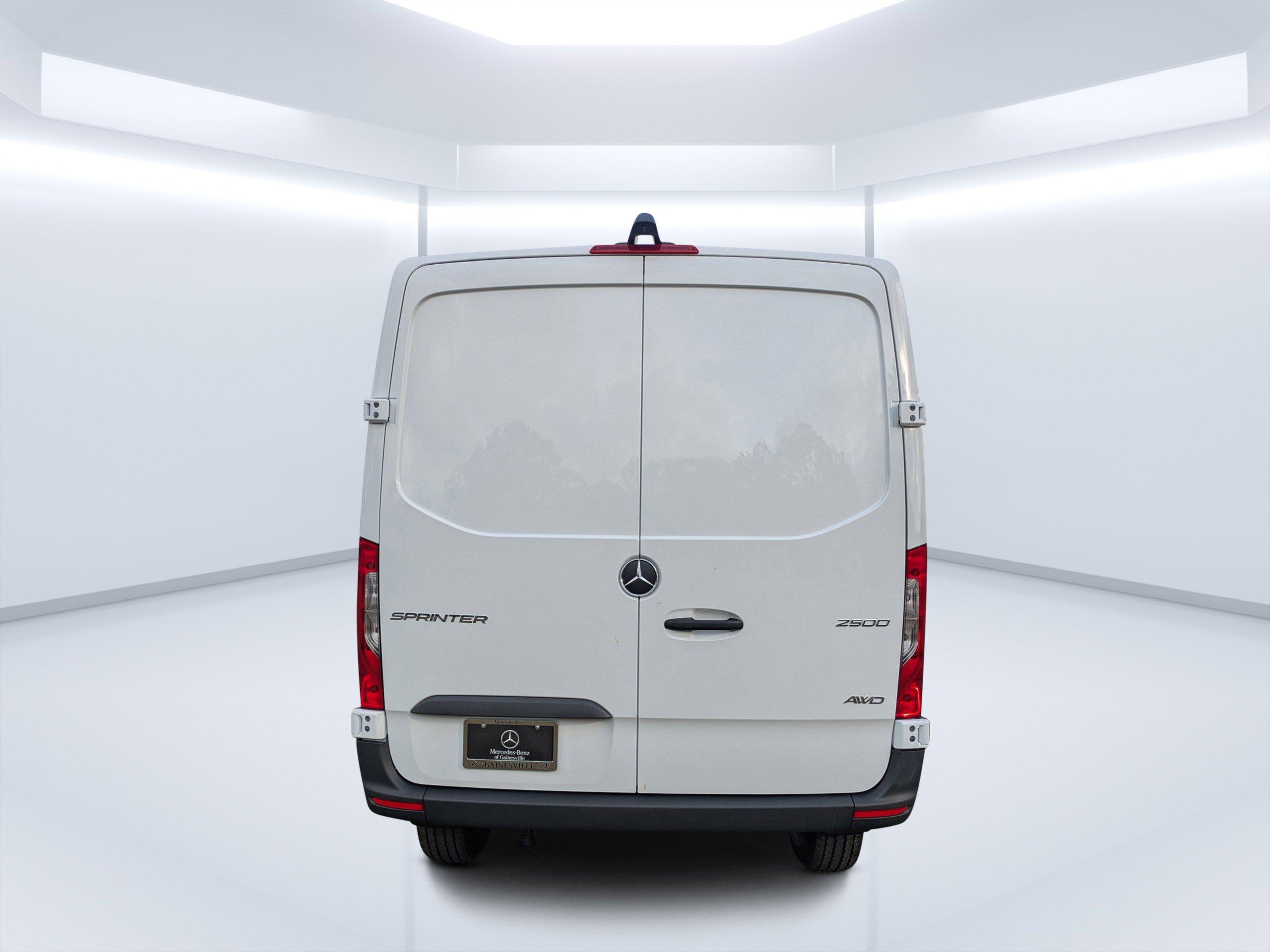 Mercedes-Benz Sprinter Cargo Van Van 144 Wb Awd - Thumbnail 6