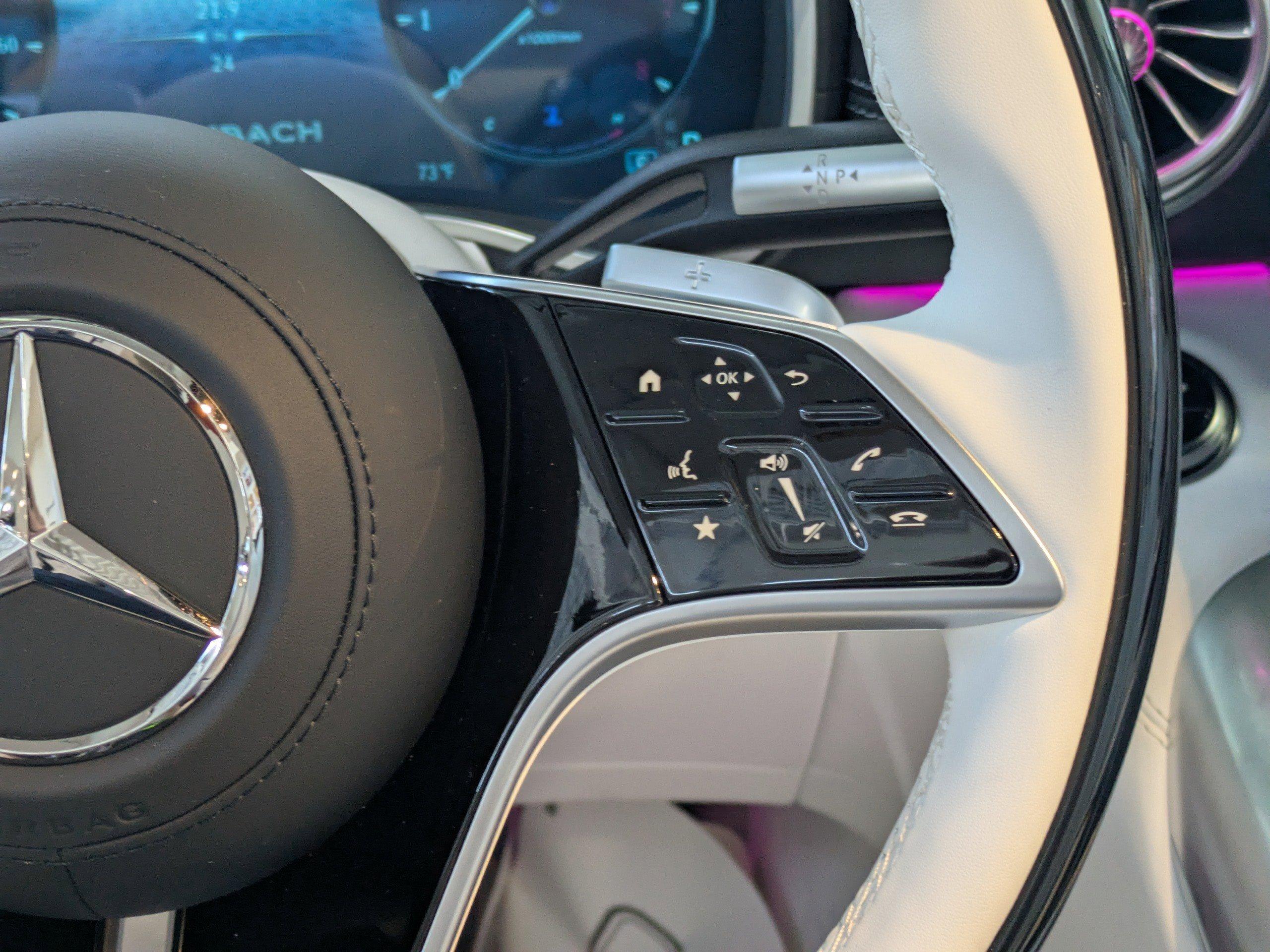 Mercedes-Benz Sl Convertible Maybach 680 Monogram Series With Navigation & Awd - Thumbnail 19