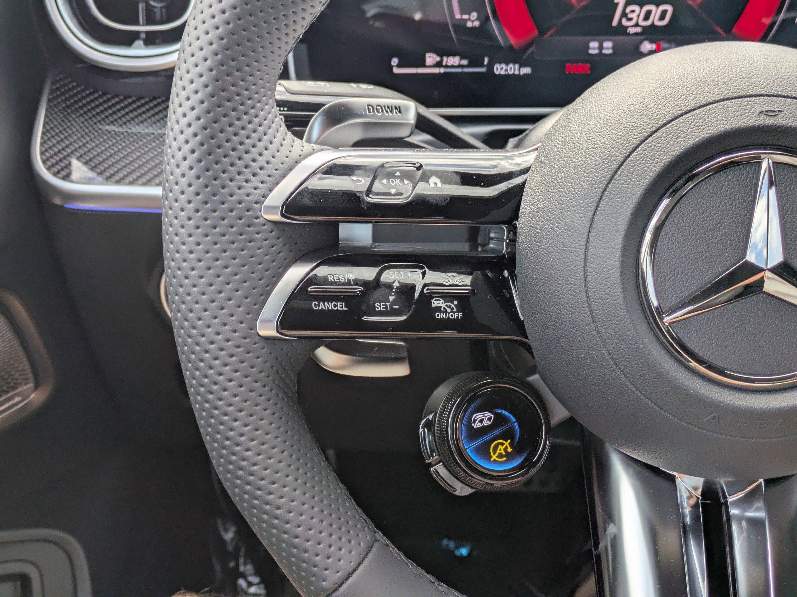 Mercedes-Benz Cle Convertible Amg® 53 4Matic®+ Cabriolet With Navigation & Awd - Thumbnail 18