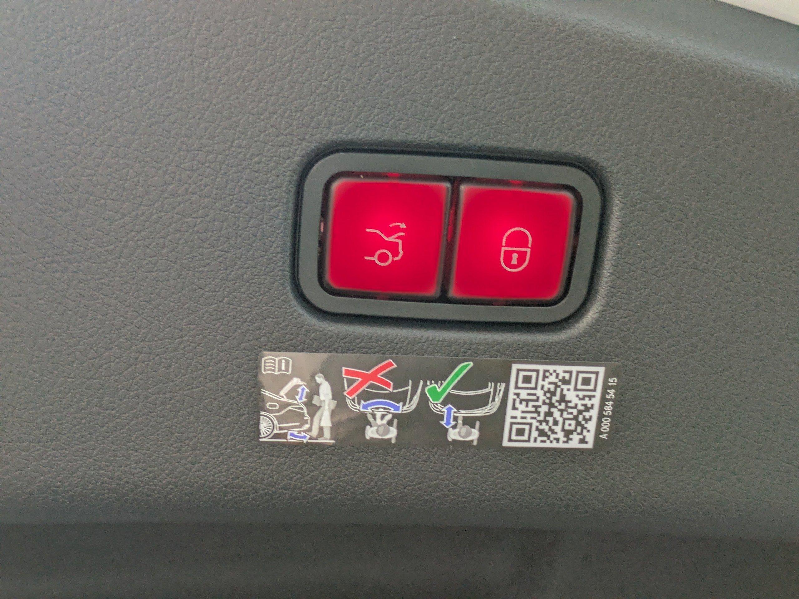 Mercedes-Benz Cle 2Dr Car Amg® 53 With Navigation & Awd - Thumbnail 14