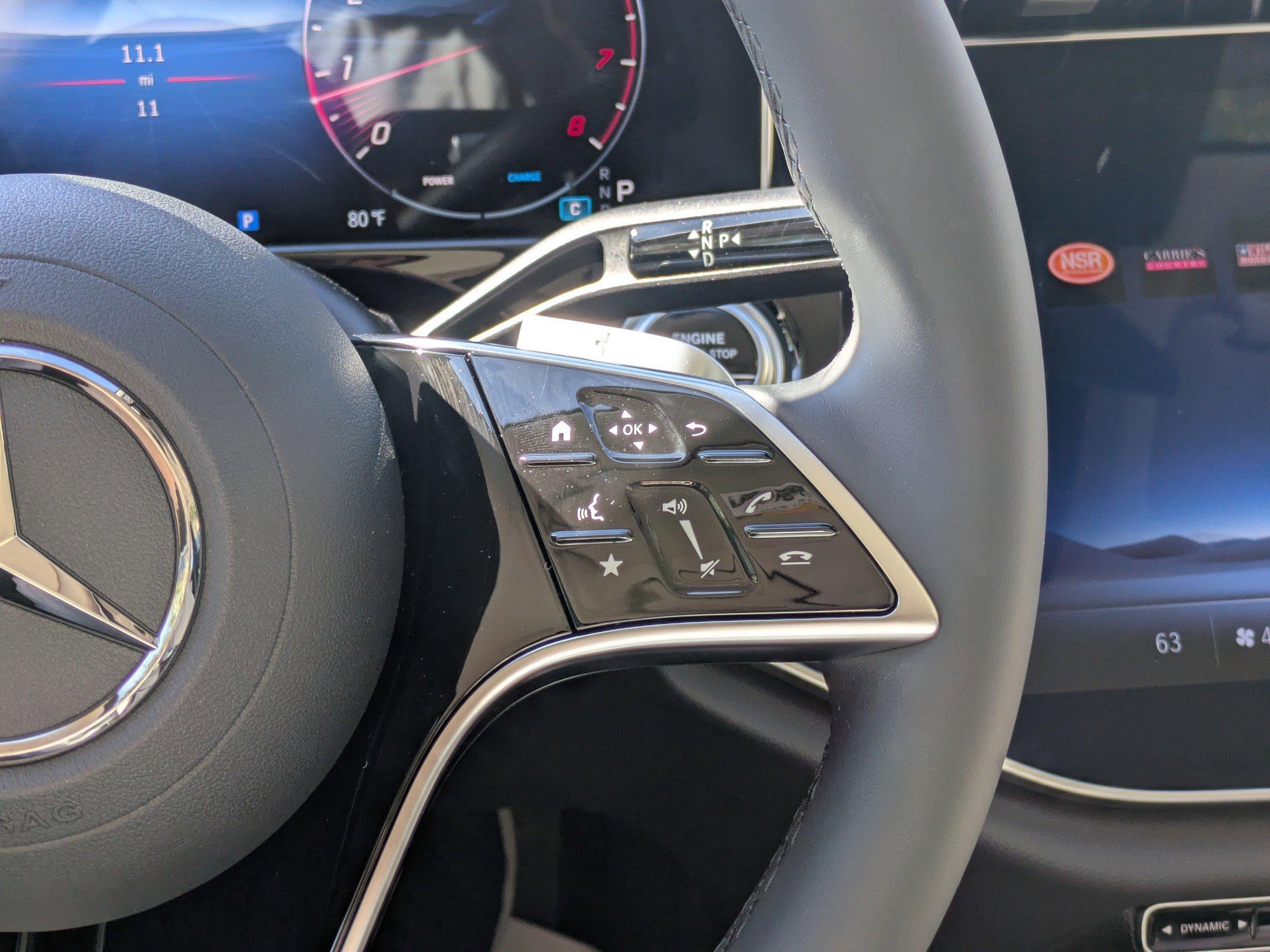 Mercedes-Benz Sedan E 350 With Navigation - Thumbnail 19