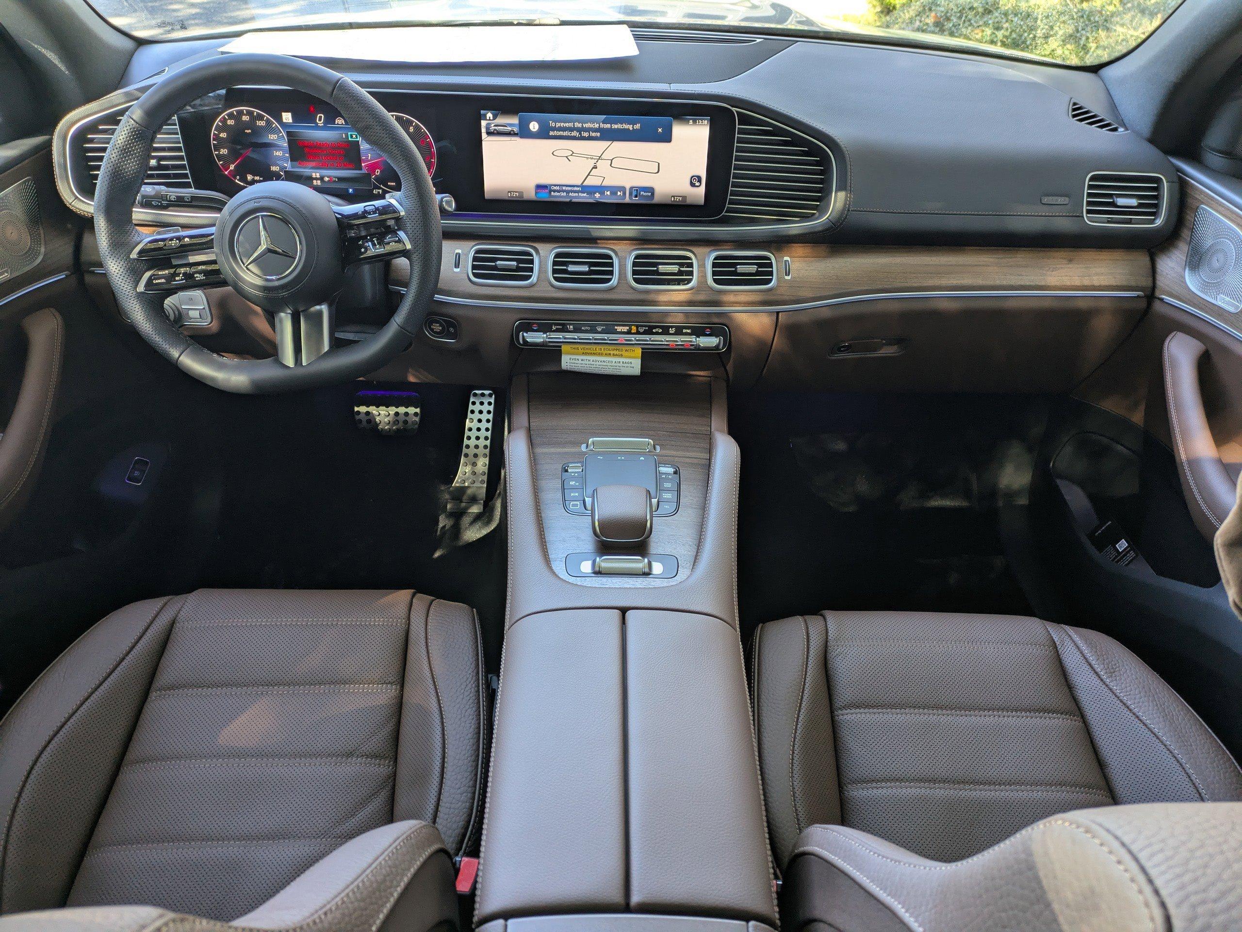 Mercedes-Benz Gls Suv 450 With Navigation & Awd - Thumbnail 3