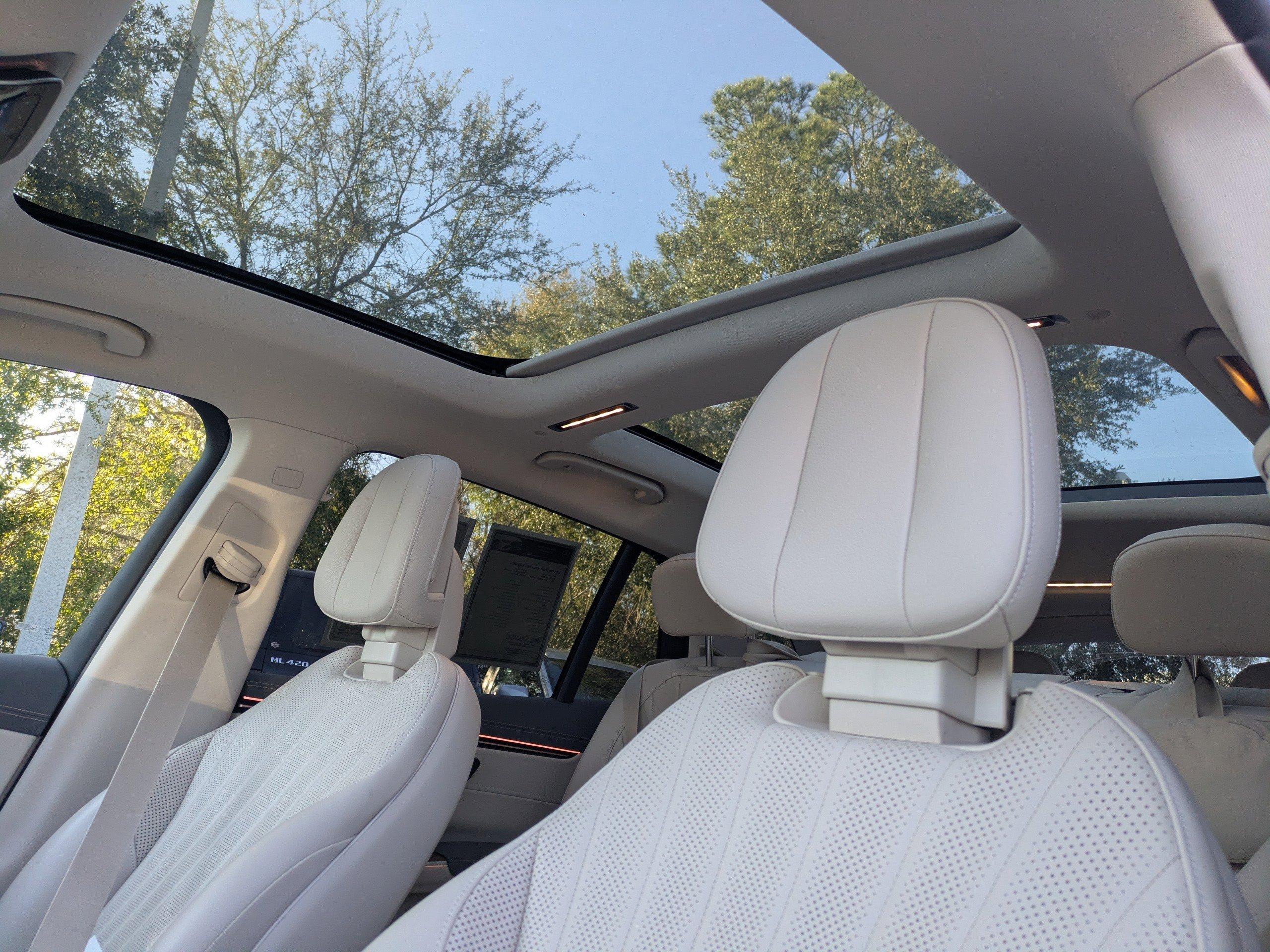 Mercedes-Benz Eqs Sport Utility 450+ With Navigation - Thumbnail 5