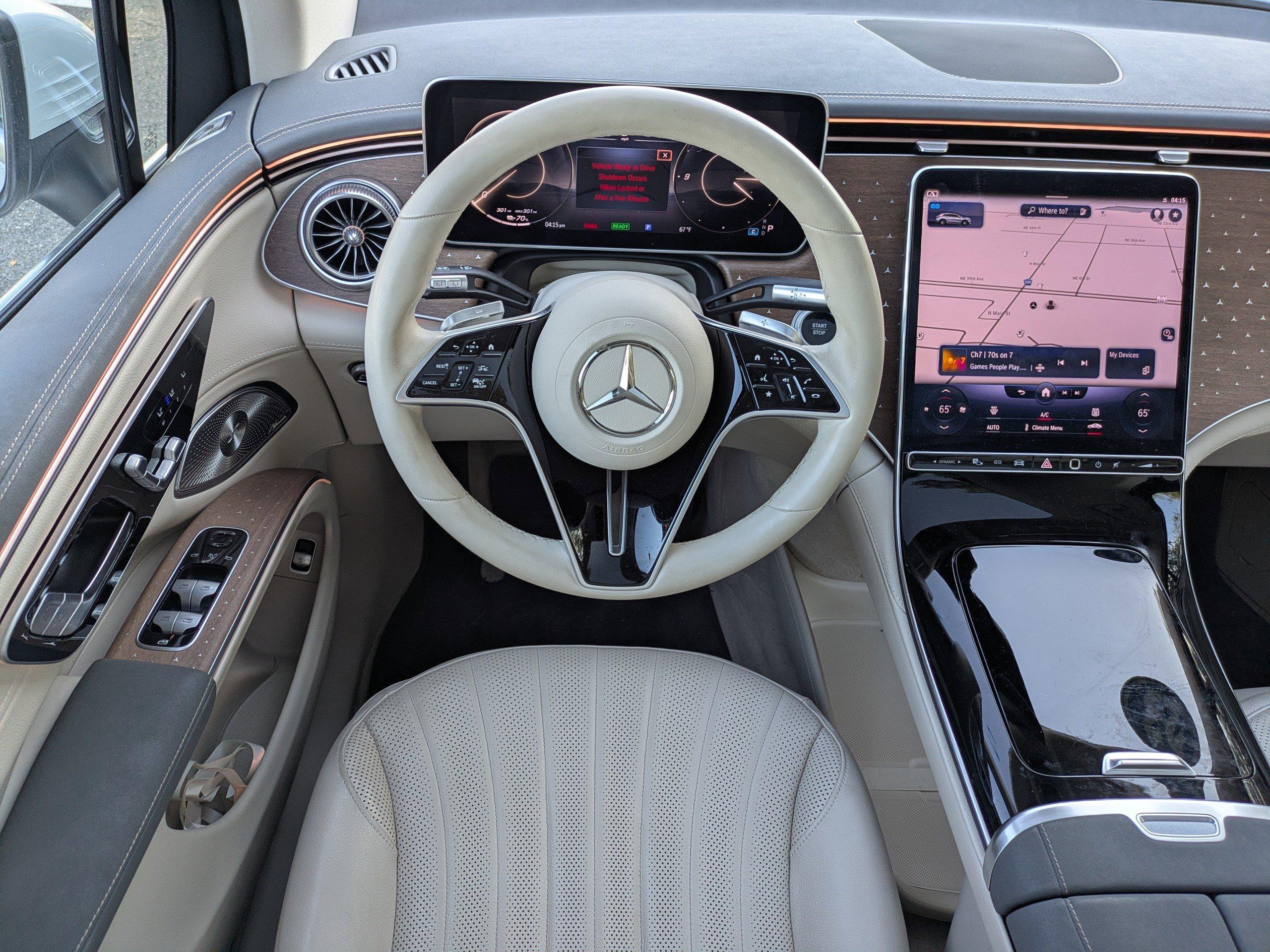 Mercedes-Benz Eqs Sport Utility 450+ With Navigation - Thumbnail 18