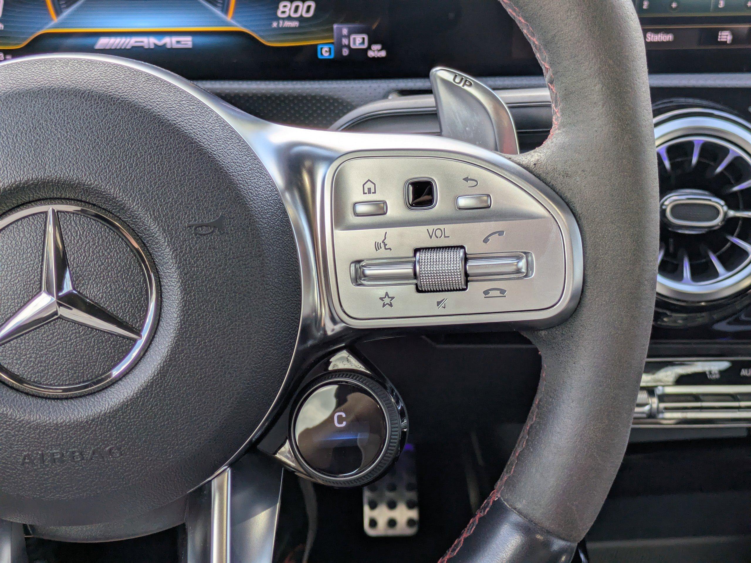 Mercedes-Benz Cla Coupe Amg® 35 Awd - Thumbnail 17