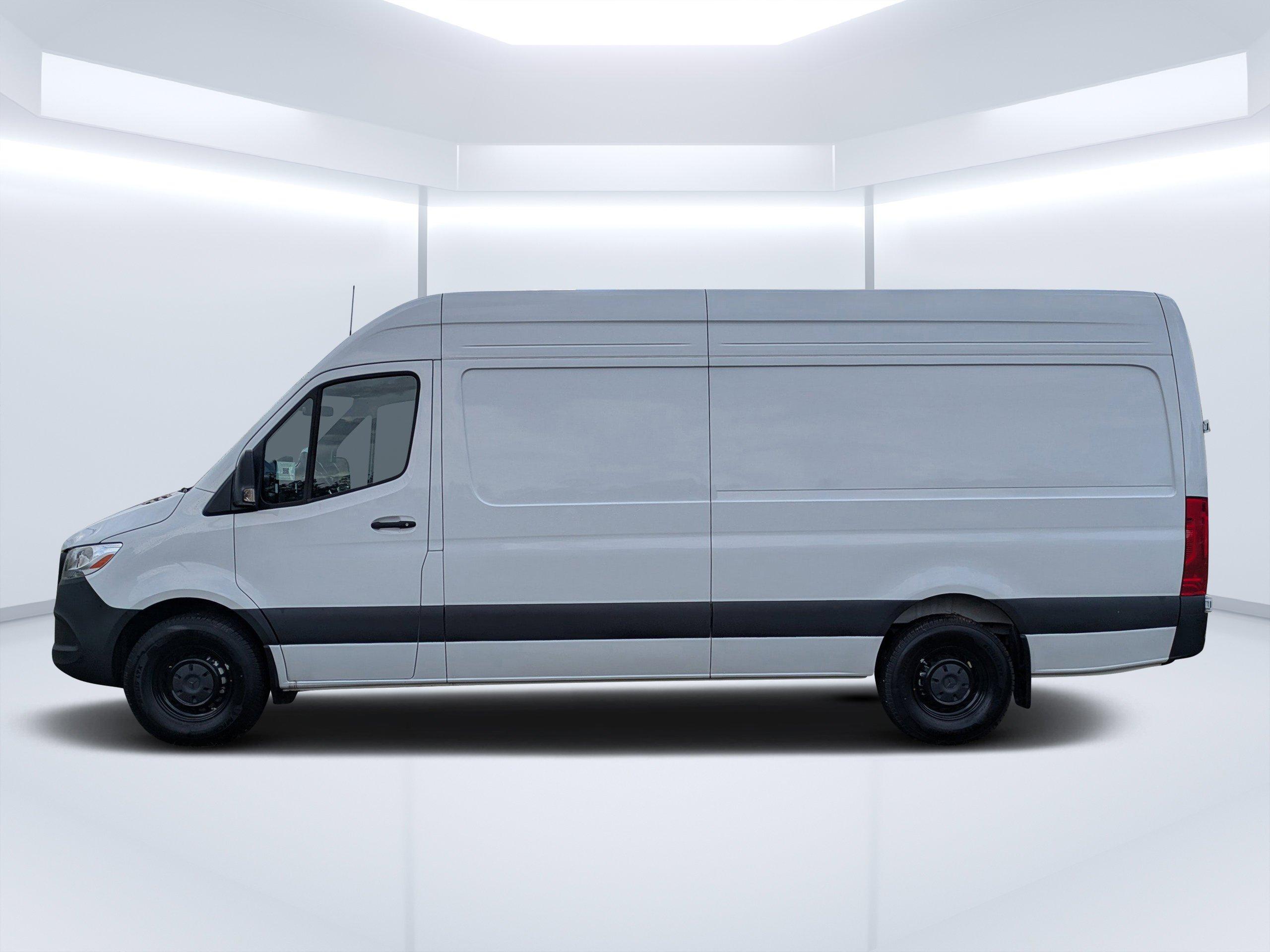 Mercedes-Benz Sprinter Cargo Van 170 Wb Rwd Van - Thumbnail 9