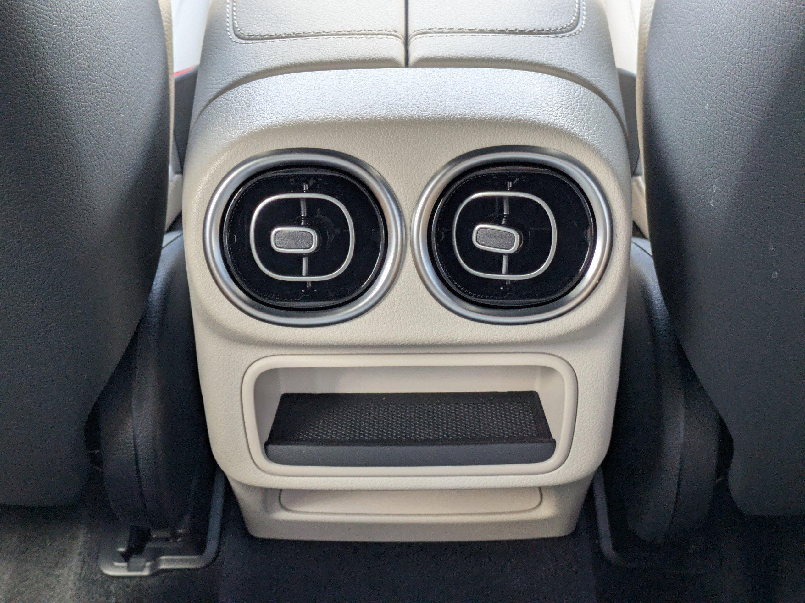 Mercedes-Benz Glc 300 Rwd Sport Utility - Thumbnail 16