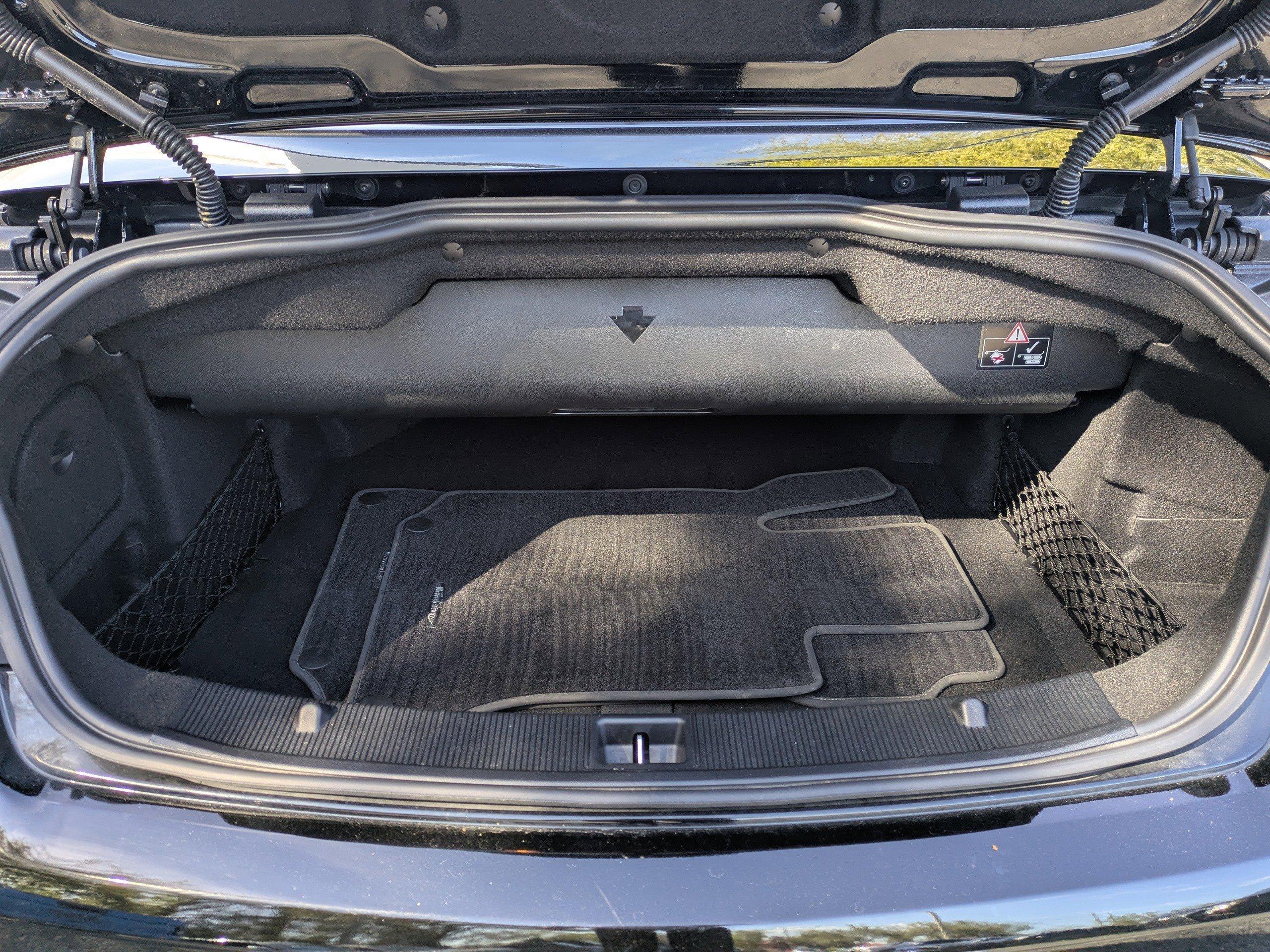 Mercedes-Benz E 400 Rwd Convertible - Thumbnail 13