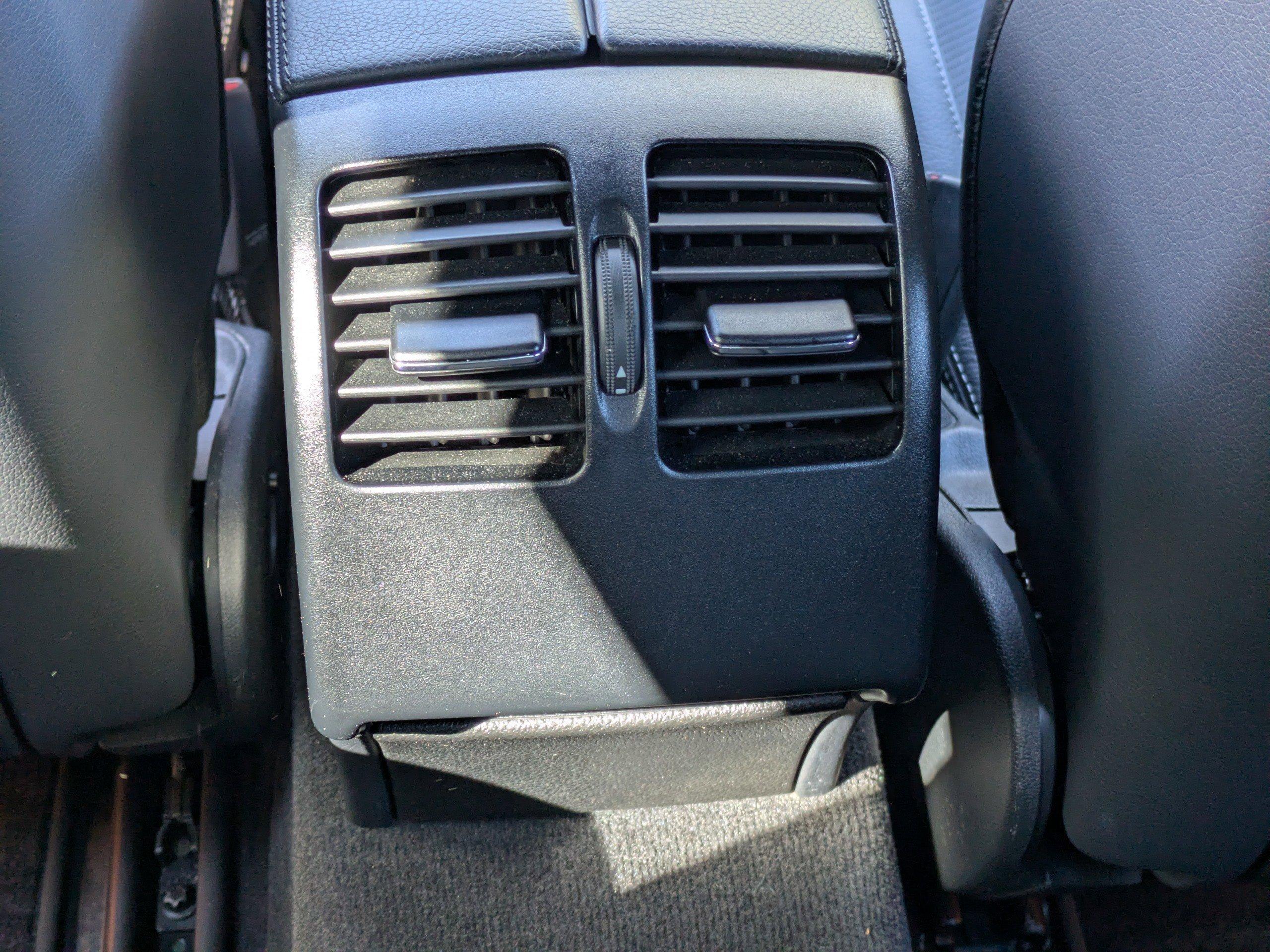 Mercedes-Benz E 400 Rwd Convertible - Thumbnail 15