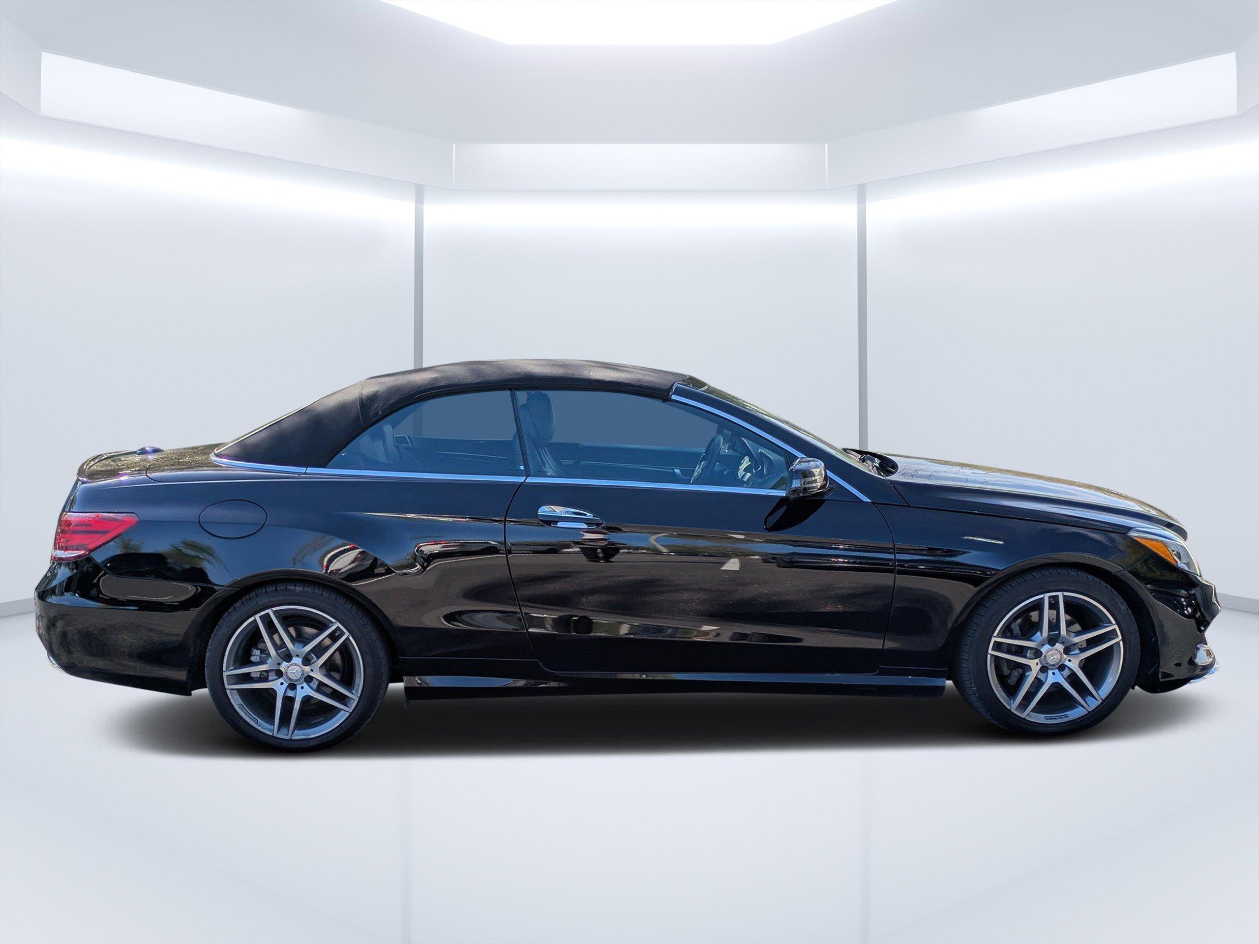 Mercedes-Benz E 400 Rwd Convertible - Thumbnail 6