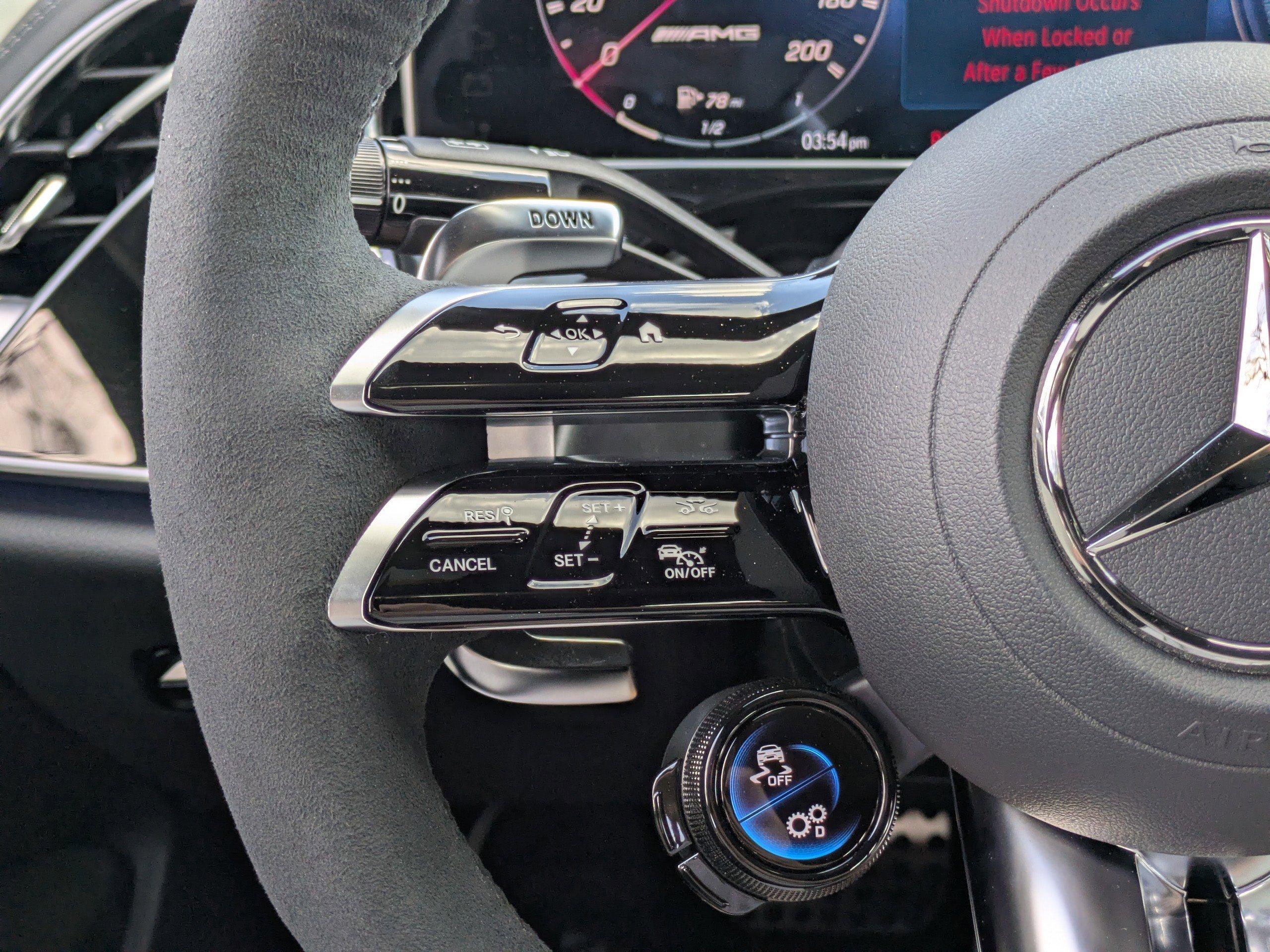 Mercedes-Benz Sedan Amg® E 53 E 4Matic®+ With Navigation & Awd - Thumbnail 19