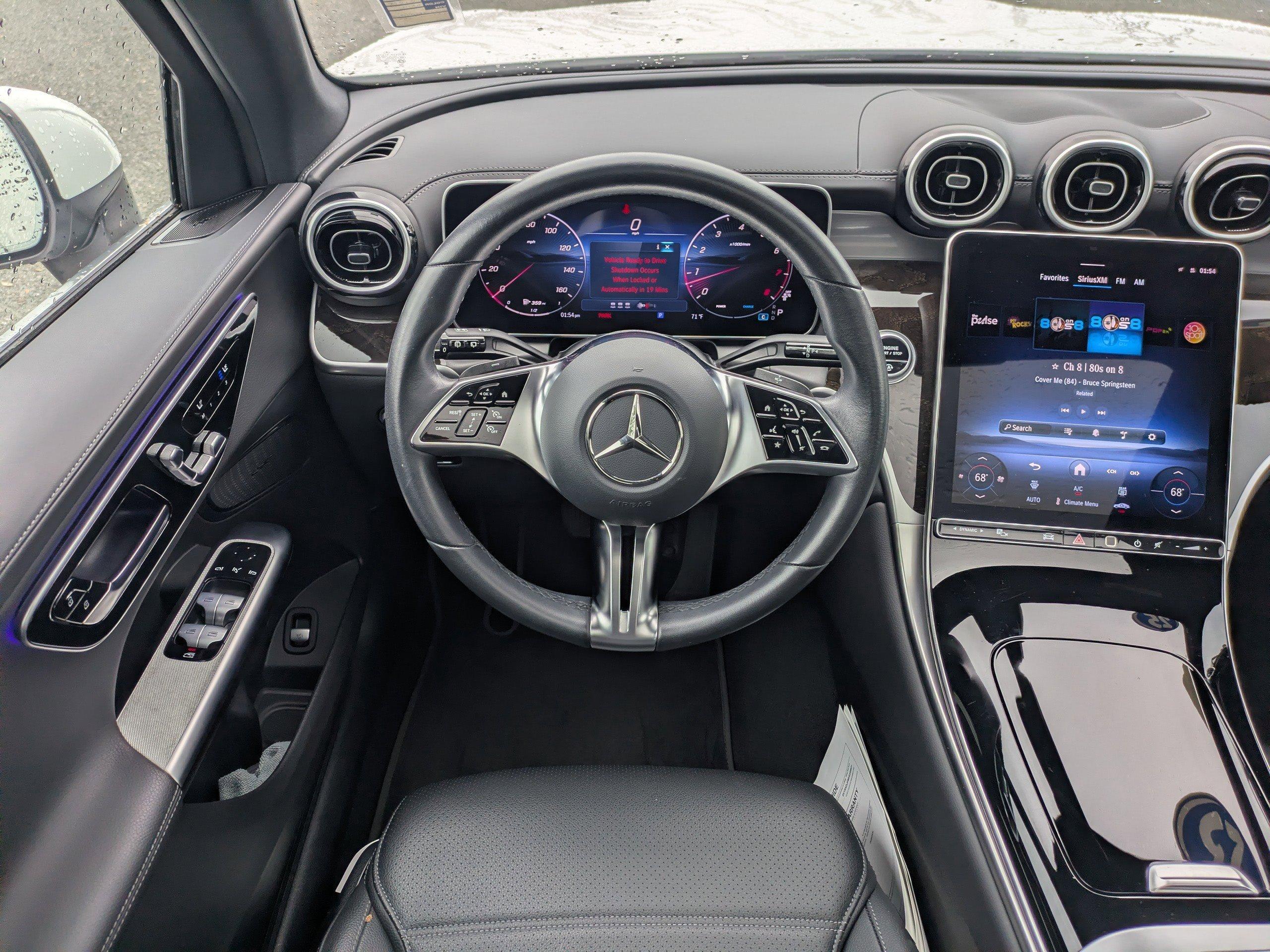 Mercedes-Benz Glc Sport Utility 300 Awd - Thumbnail 16