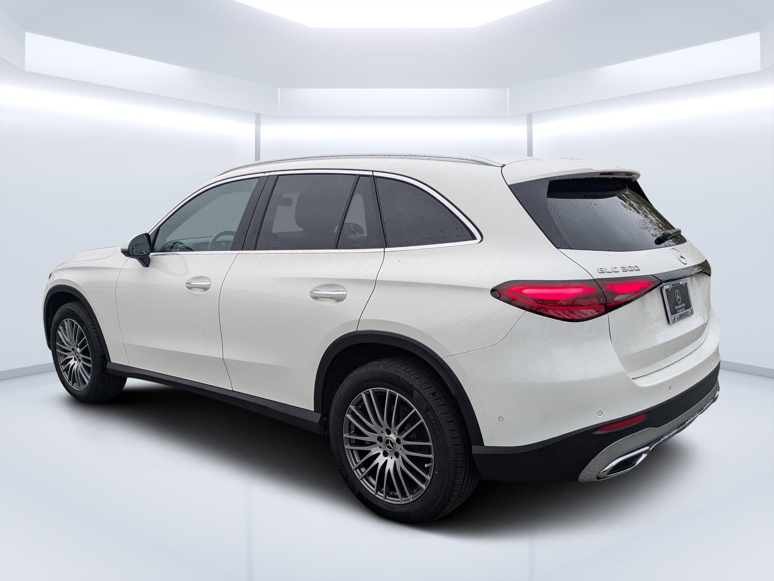 Mercedes-Benz Glc Sport Utility 300 Awd - Thumbnail 5