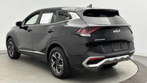 Kia Sportage Lx - Thumbnail 6