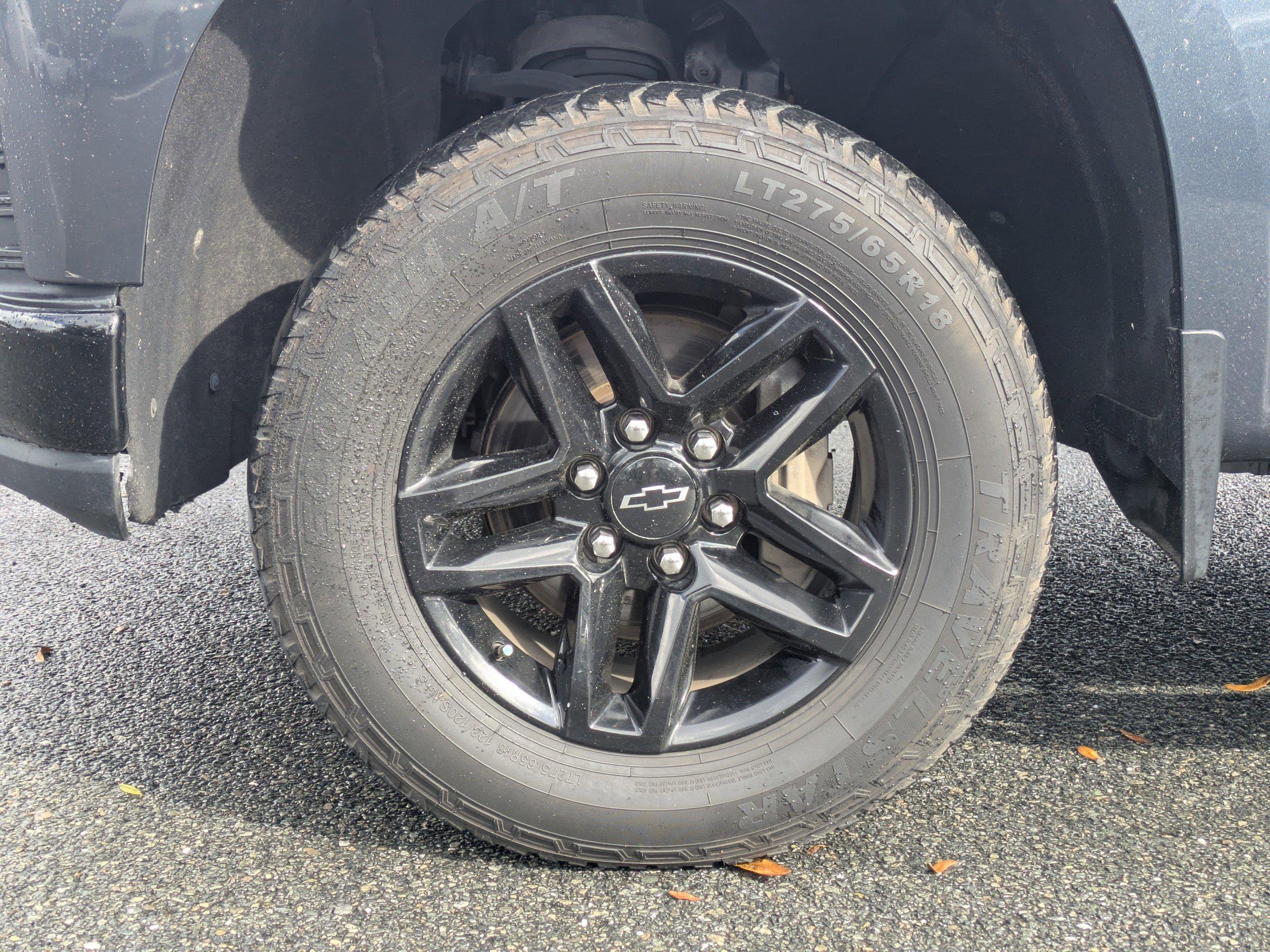 Chevrolet Silverado 1500 Crew Cab Pickup Lt Trail Boss 4Wd - Thumbnail 4